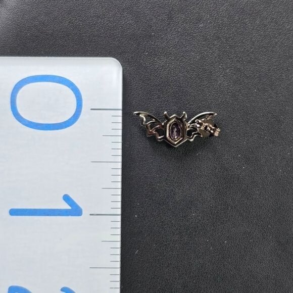 ๐ Purple Gemstone Halloween Bat Earrings (NWOT) - Picture 6 of 6
